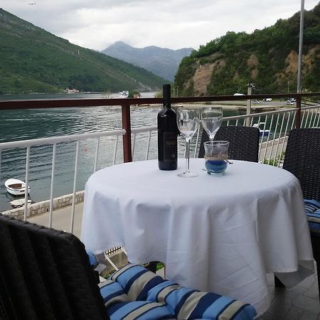 Apartmani Ivana Tivat Luaran gambar