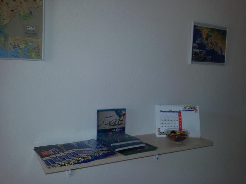 Apartmani Ivana Tivat Luaran gambar