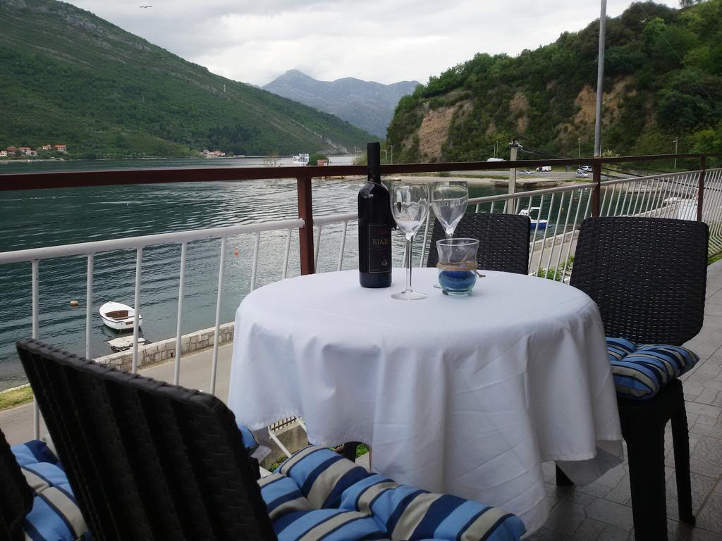 Apartmani Ivana Tivat Luaran gambar