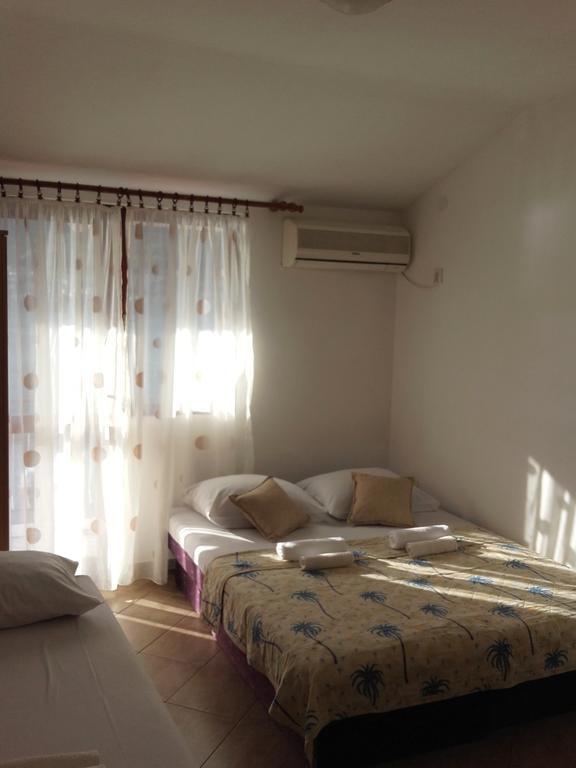 Apartmani Ivana Tivat Luaran gambar
