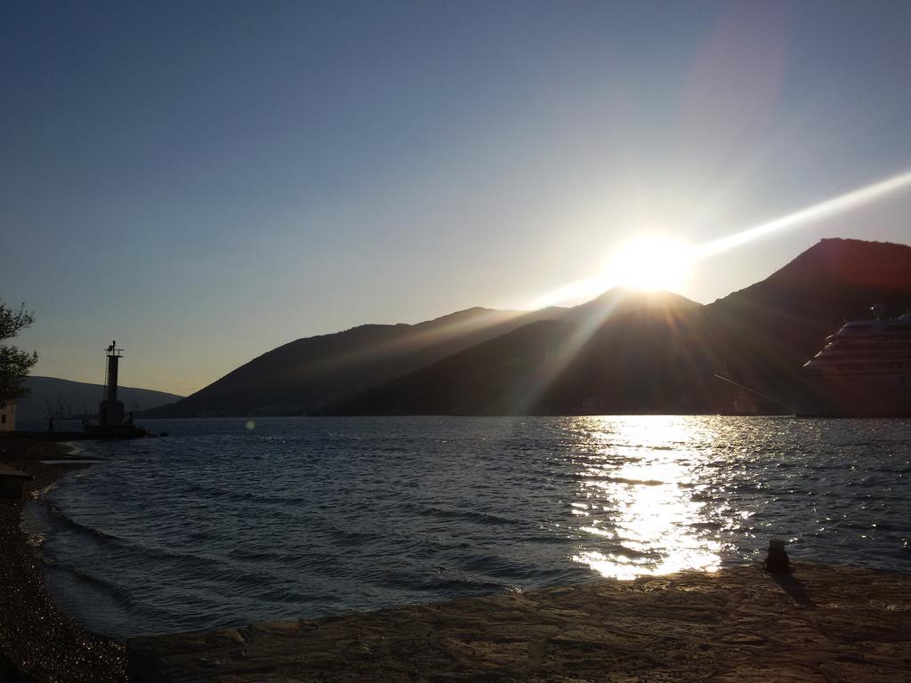 Apartmani Ivana Tivat Luaran gambar